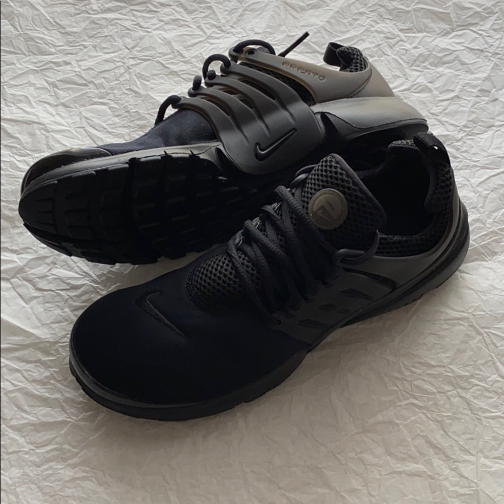 NWT Nike presto triple black running shoes - Picture 8 of 8